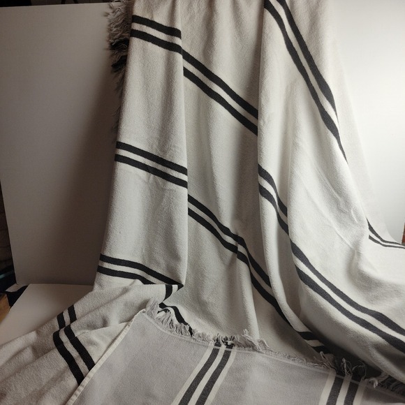 Hearth & Hand Magnolia Oversized Towel 60"x58" Gray Stripe Beach Blanket Throw - Picture 1 of 5